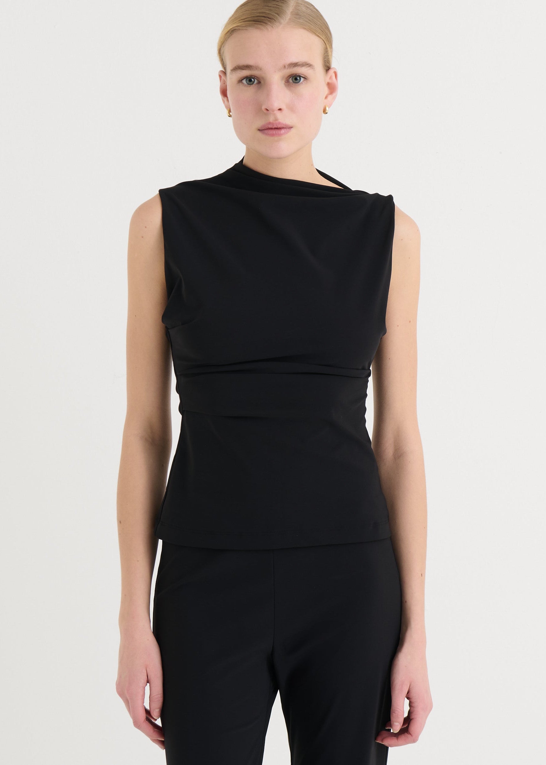 Asymmetric sleeveless top, Black