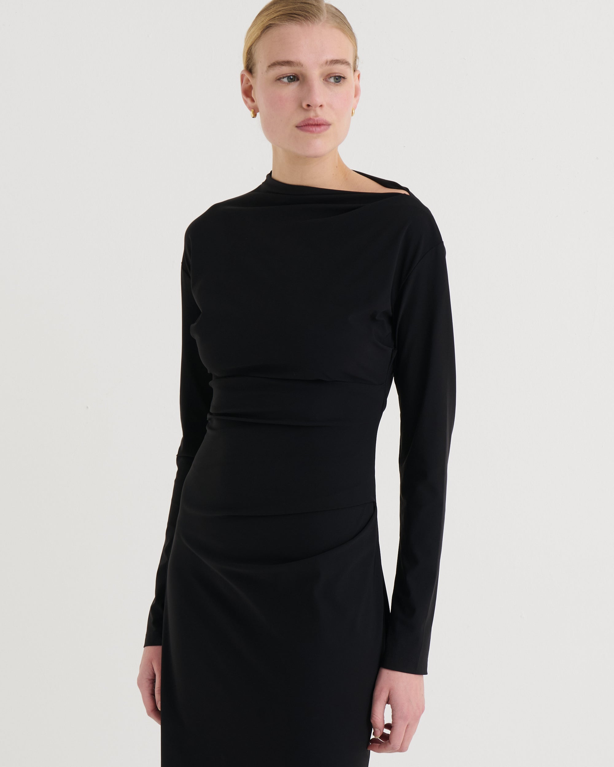 Asymmetric longsleeve dress, Black