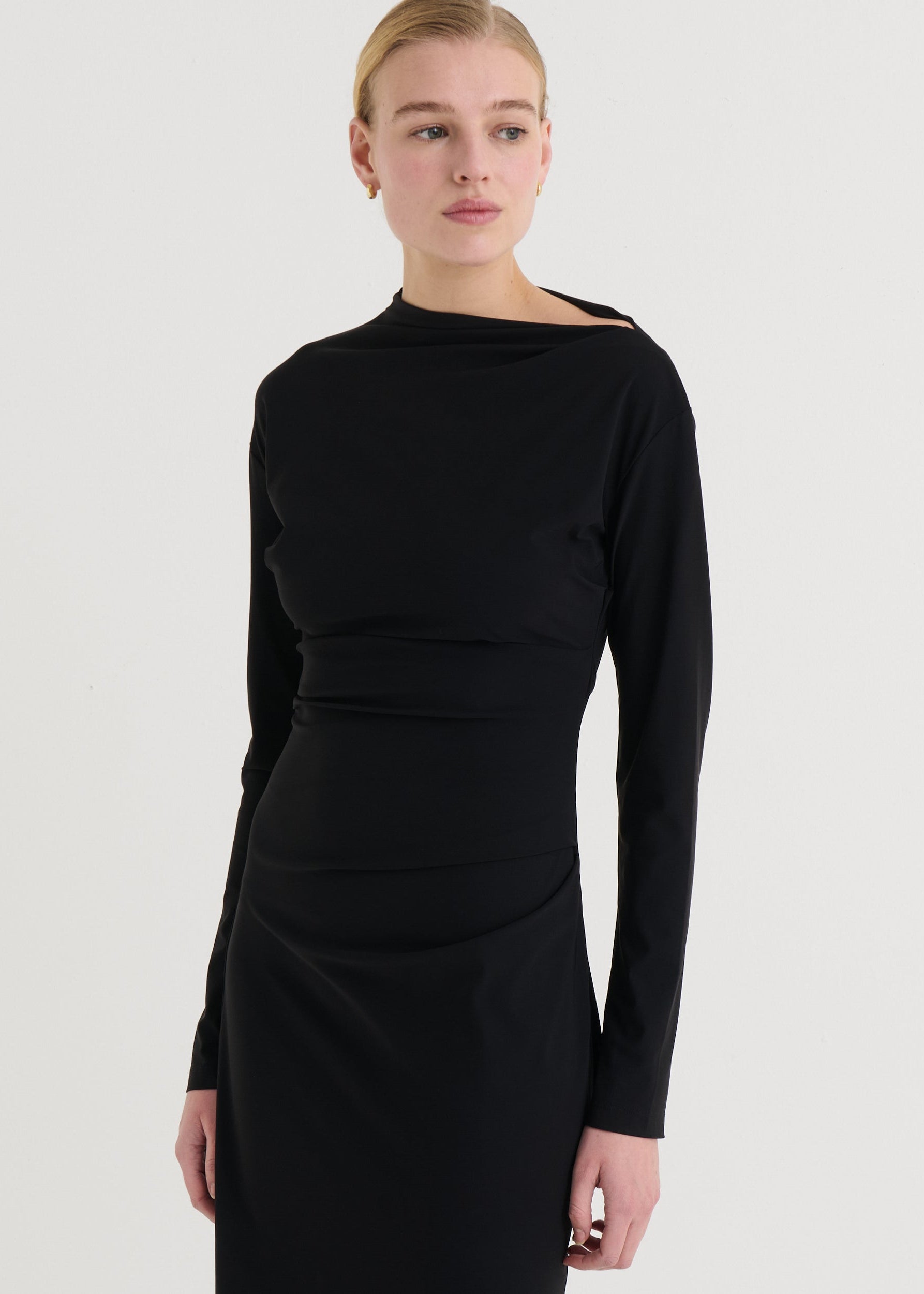 Asymmetric longsleeve dress, Black