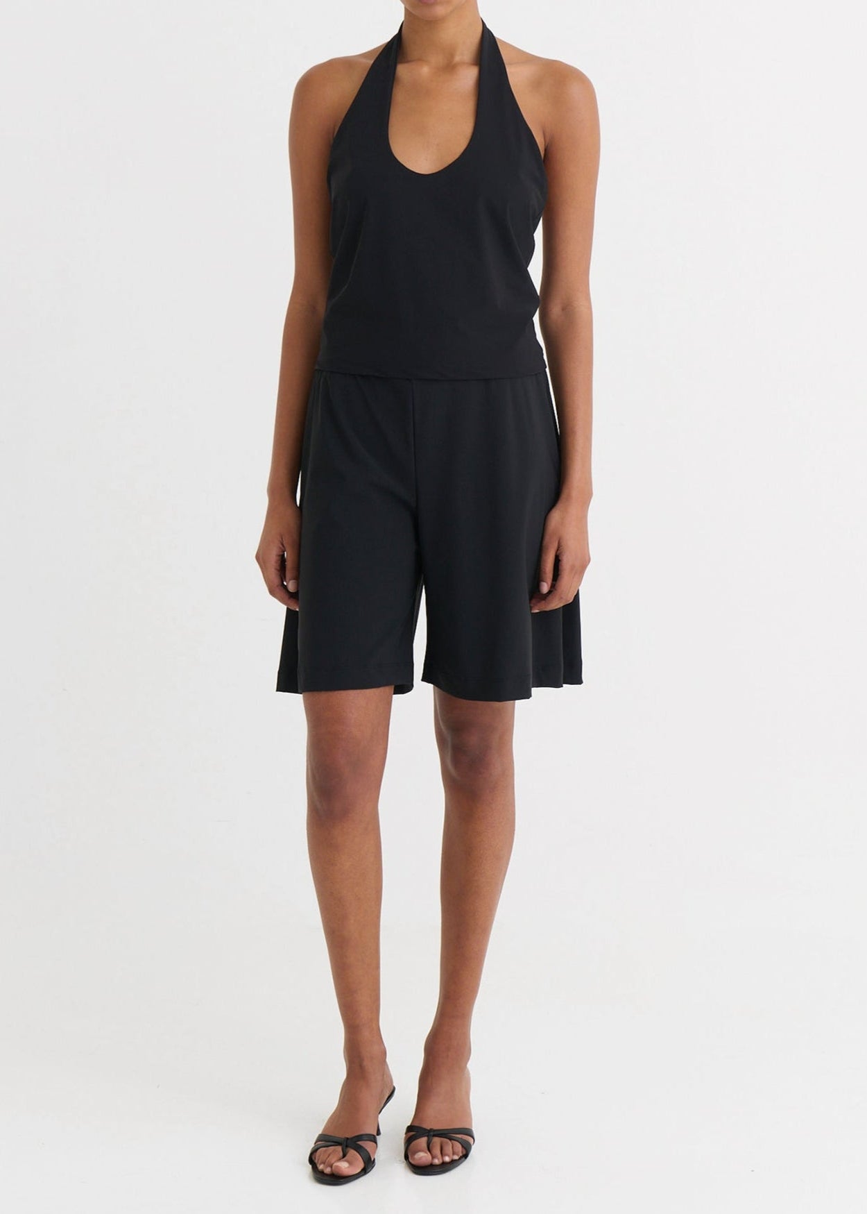 Wide fit shorts, Black