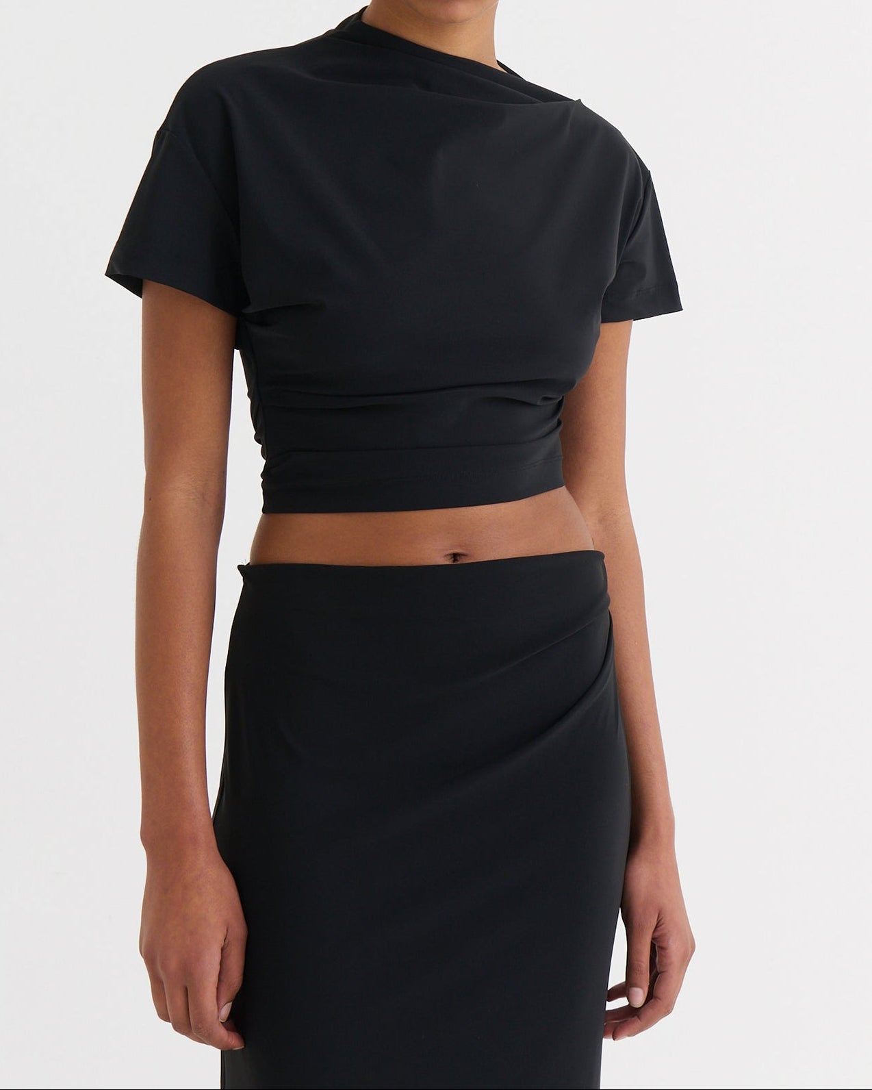 Asymmetric cropped top, Black