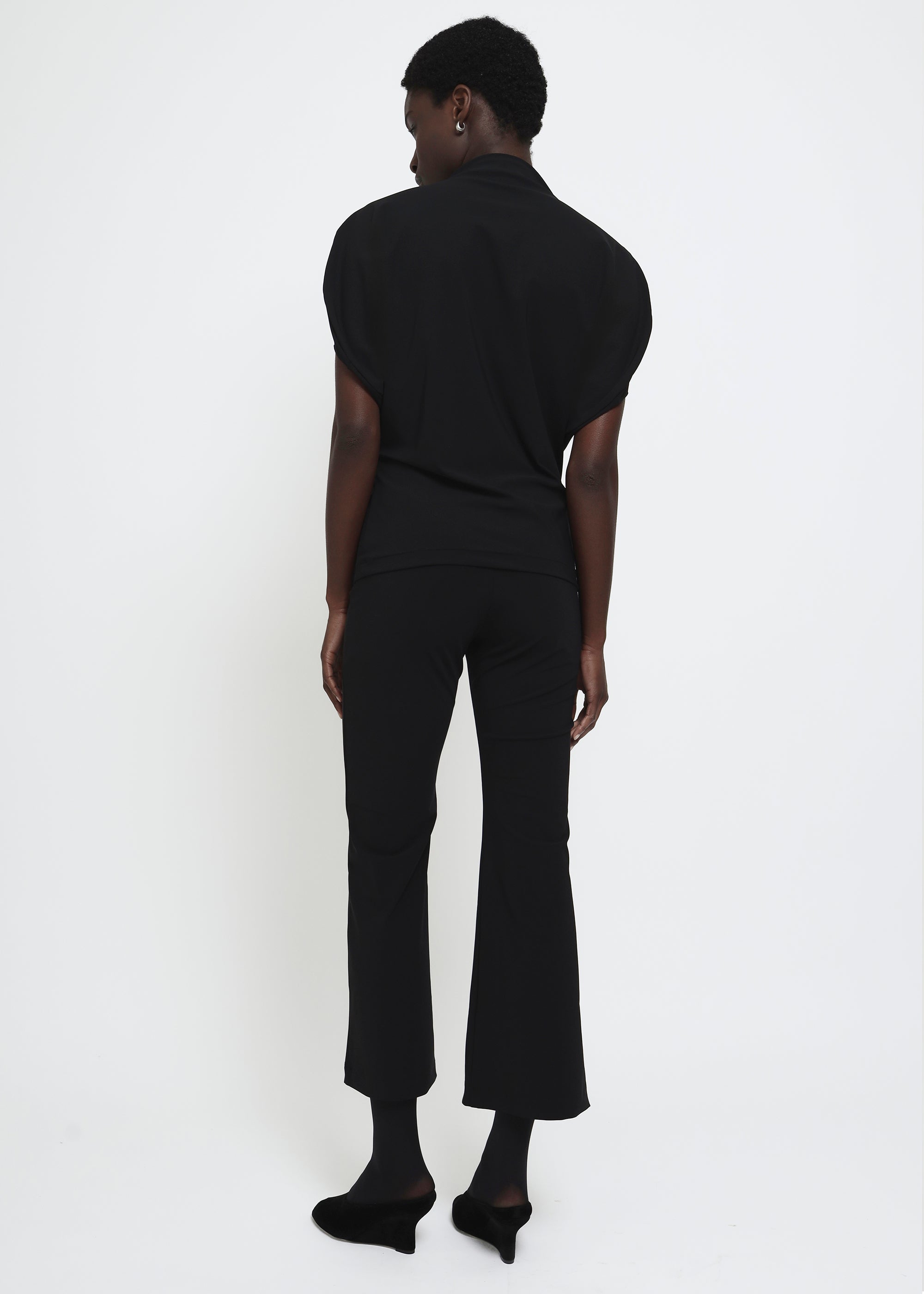 Black cropped kick flare trousers elastic waistband pants.