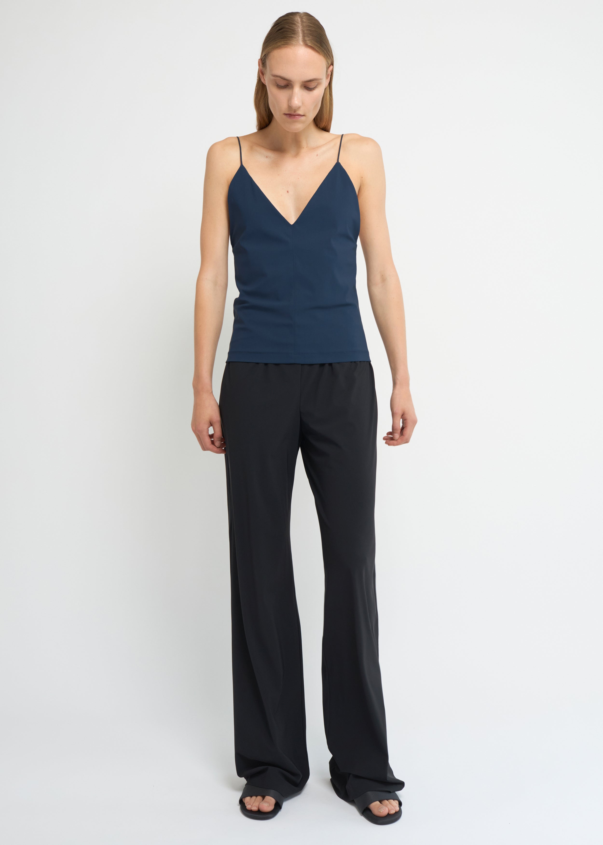 Black wide fit pants with loose, relaxed silhouette